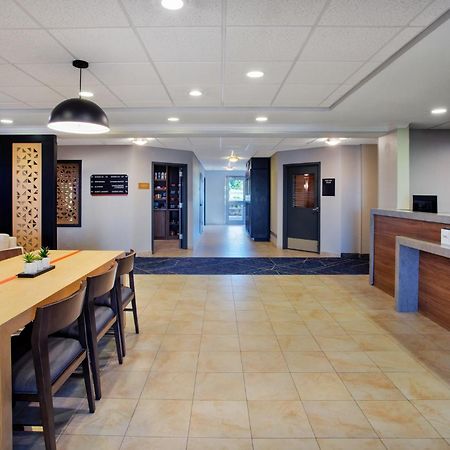 Candlewood Suites Kenosha By Ihg Pleasant Prairie Εξωτερικό φωτογραφία