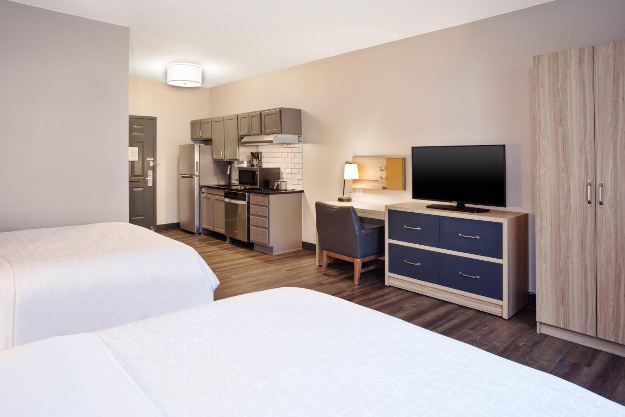 Candlewood Suites Kenosha By Ihg Pleasant Prairie Εξωτερικό φωτογραφία
