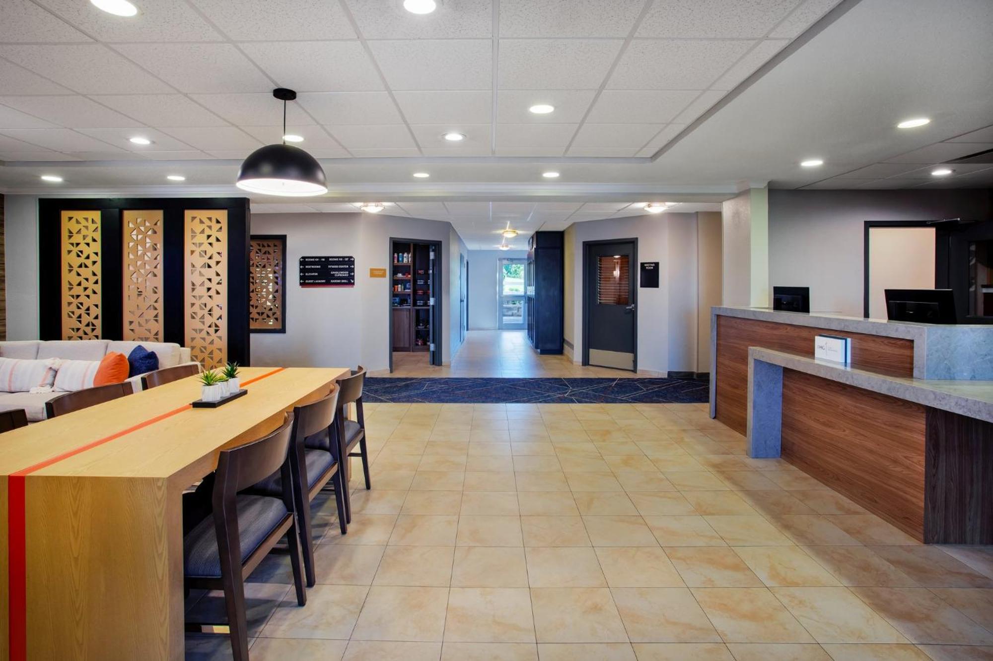 Candlewood Suites Kenosha By Ihg Pleasant Prairie Εξωτερικό φωτογραφία