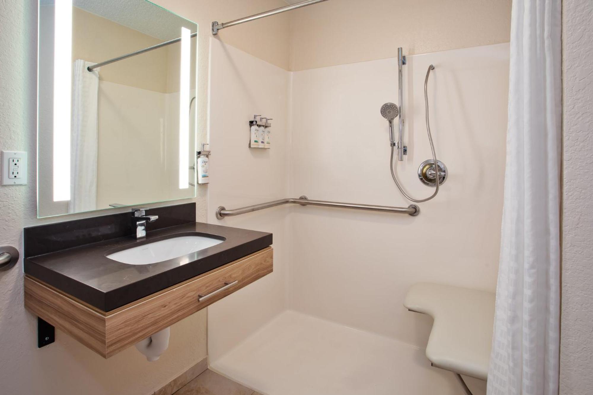 Candlewood Suites Kenosha By Ihg Pleasant Prairie Εξωτερικό φωτογραφία