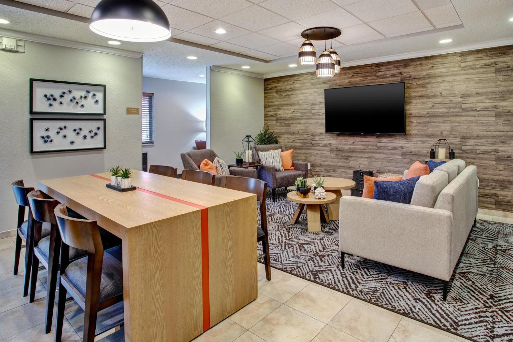 Candlewood Suites Kenosha By Ihg Pleasant Prairie Εξωτερικό φωτογραφία