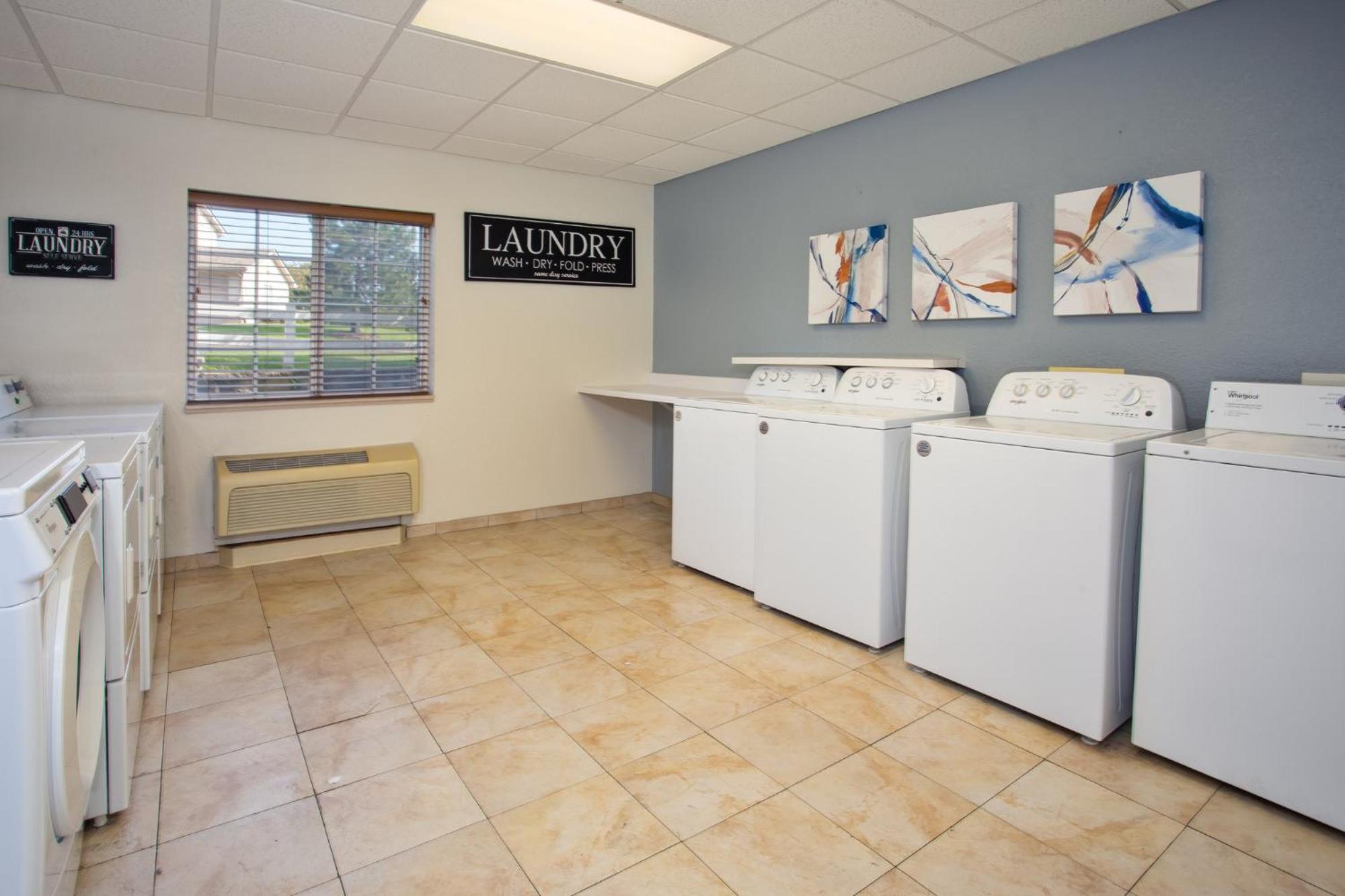 Candlewood Suites Kenosha By Ihg Pleasant Prairie Εξωτερικό φωτογραφία