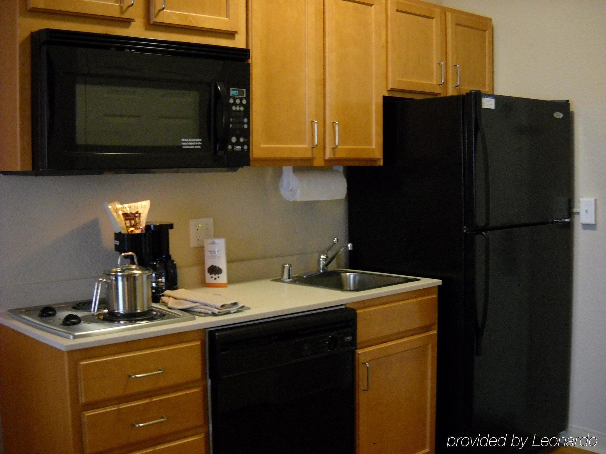 Candlewood Suites Kenosha By Ihg Pleasant Prairie Εξωτερικό φωτογραφία