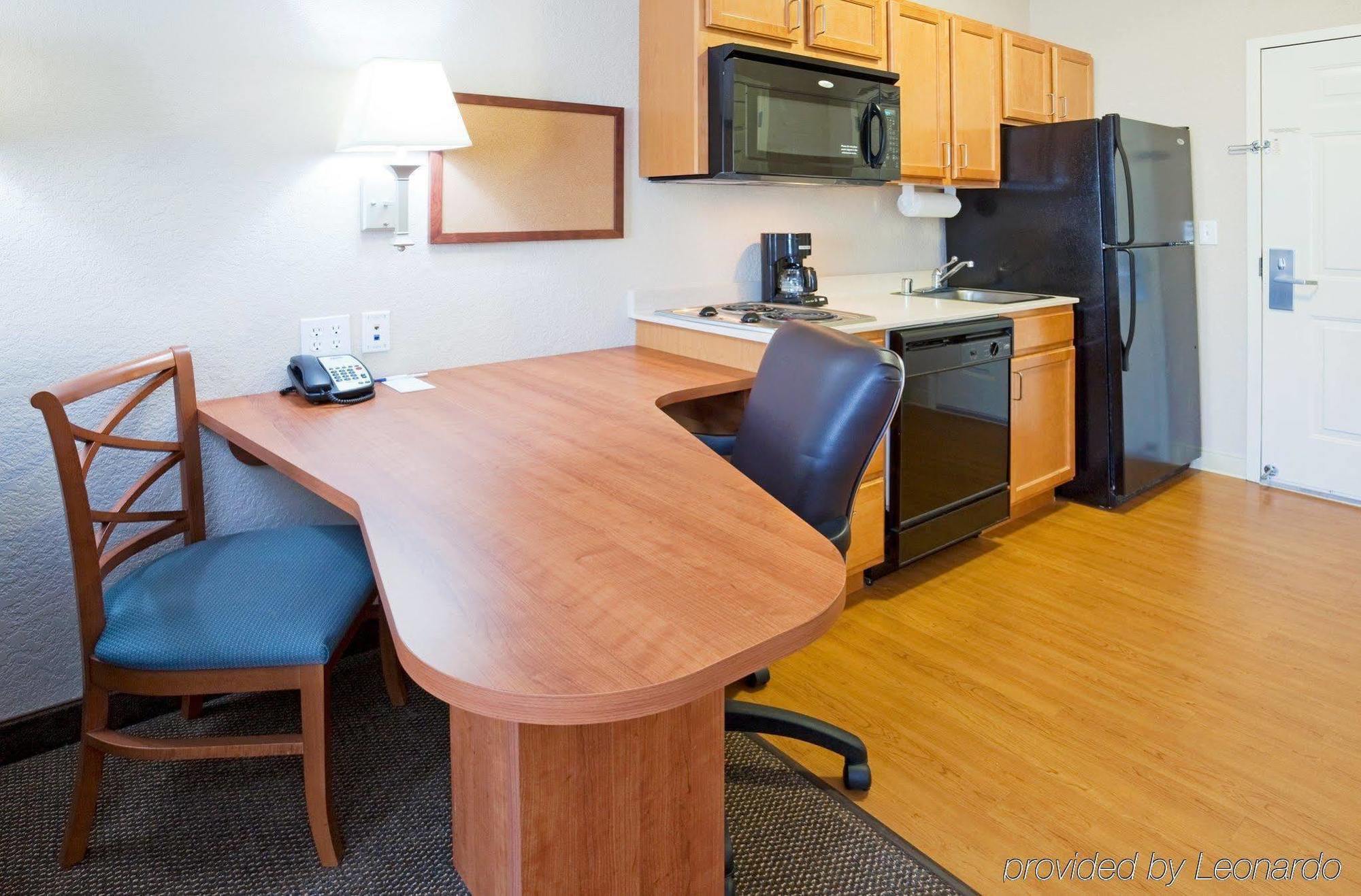 Candlewood Suites Kenosha By Ihg Pleasant Prairie Εξωτερικό φωτογραφία